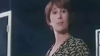 Le visage de la poupée Boroka Balls montre à quel point elle suce la bite de son homme