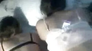 une grosse bbw laide masturbe sa vieille CHATTE étirée