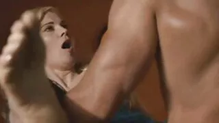 Scène de trio avec Mandy Sweet, Brooke Van Buren, Talon