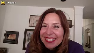 La superbe Lindsey Olsen est poussée intensément par derrière