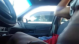 Une amie baise la jolie Amanda Aims et son camarade de classe sexy